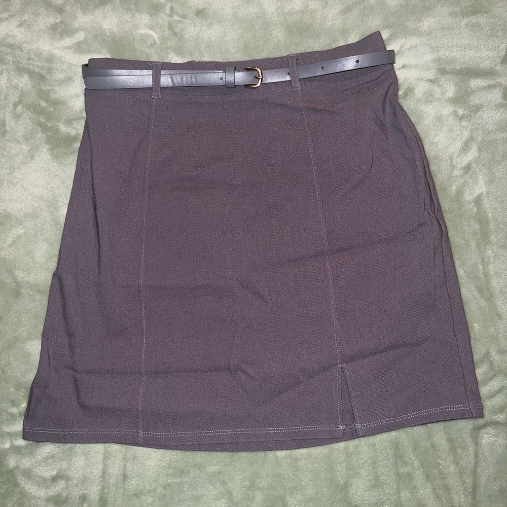 No Boundaries Gray Skirt With Belt ✨